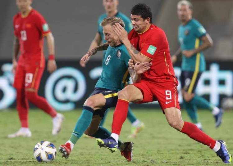 保罗赛季末将退役！请用一个词形容你心中的克里斯·保罗